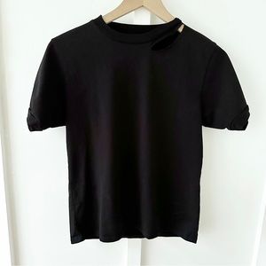 THE KOOPLES black ripped tshirt